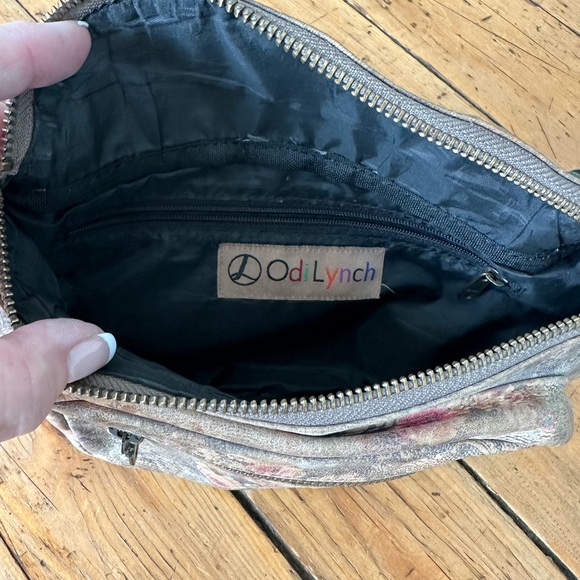OdiLynch bum bag - Picture 4 of 10